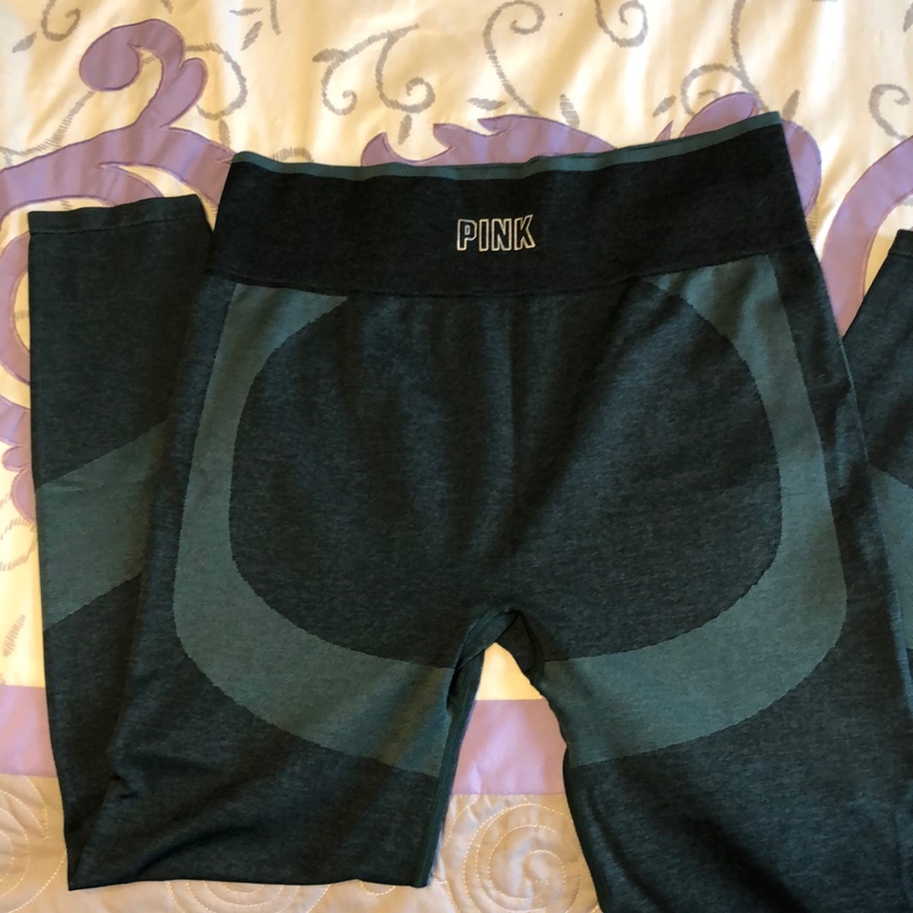 Pink seamless leggings